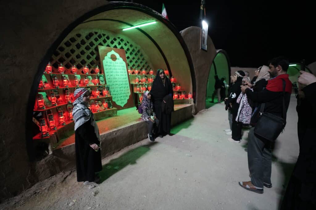 اولین سالگرد راوی کتاب وقتی مهتاب گم شد (4)